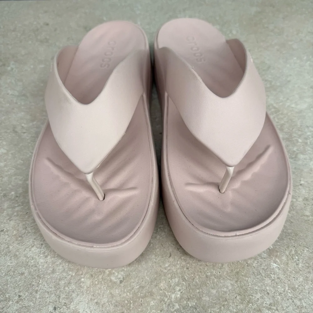 CROCS Getaway Platform Flip in Pink 9 NWOT - Picture 5 of 7